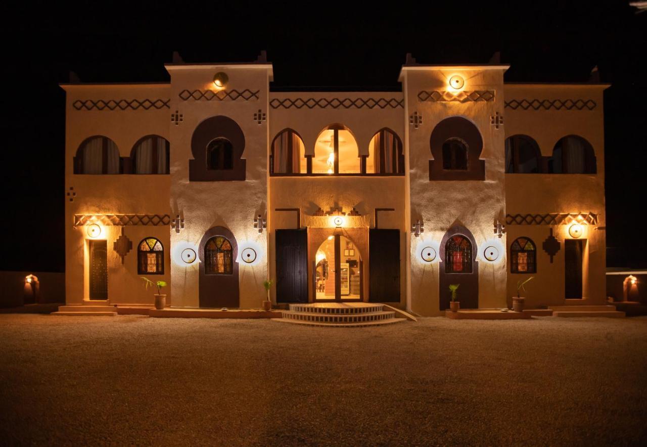 Riad Merzouga Dunes Esterno foto