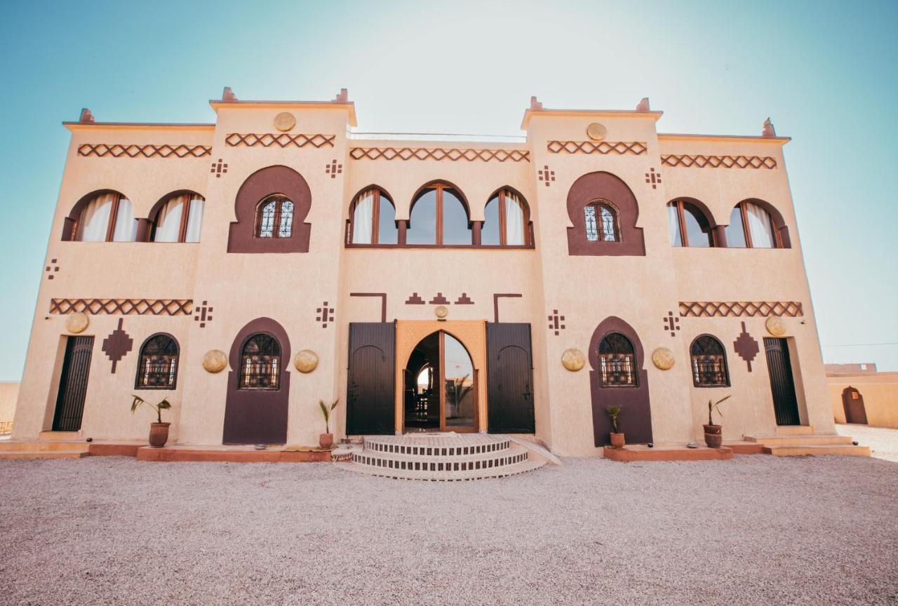 Riad Merzouga Dunes Esterno foto