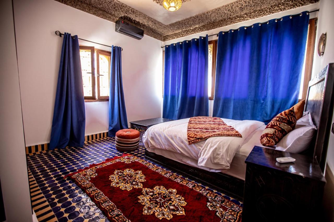 Riad Merzouga Dunes Esterno foto