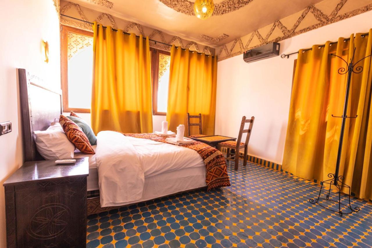 Riad Merzouga Dunes Esterno foto