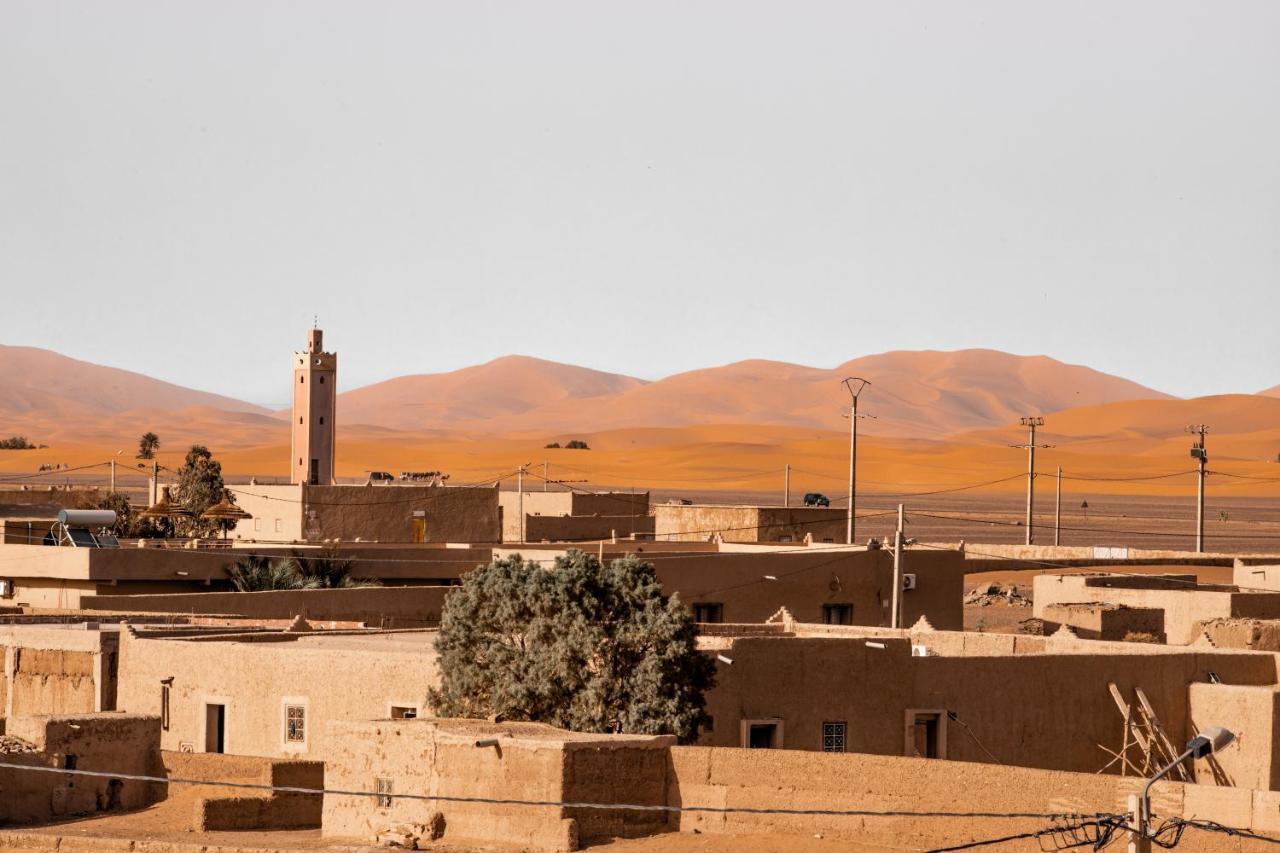 Riad Merzouga Dunes Esterno foto