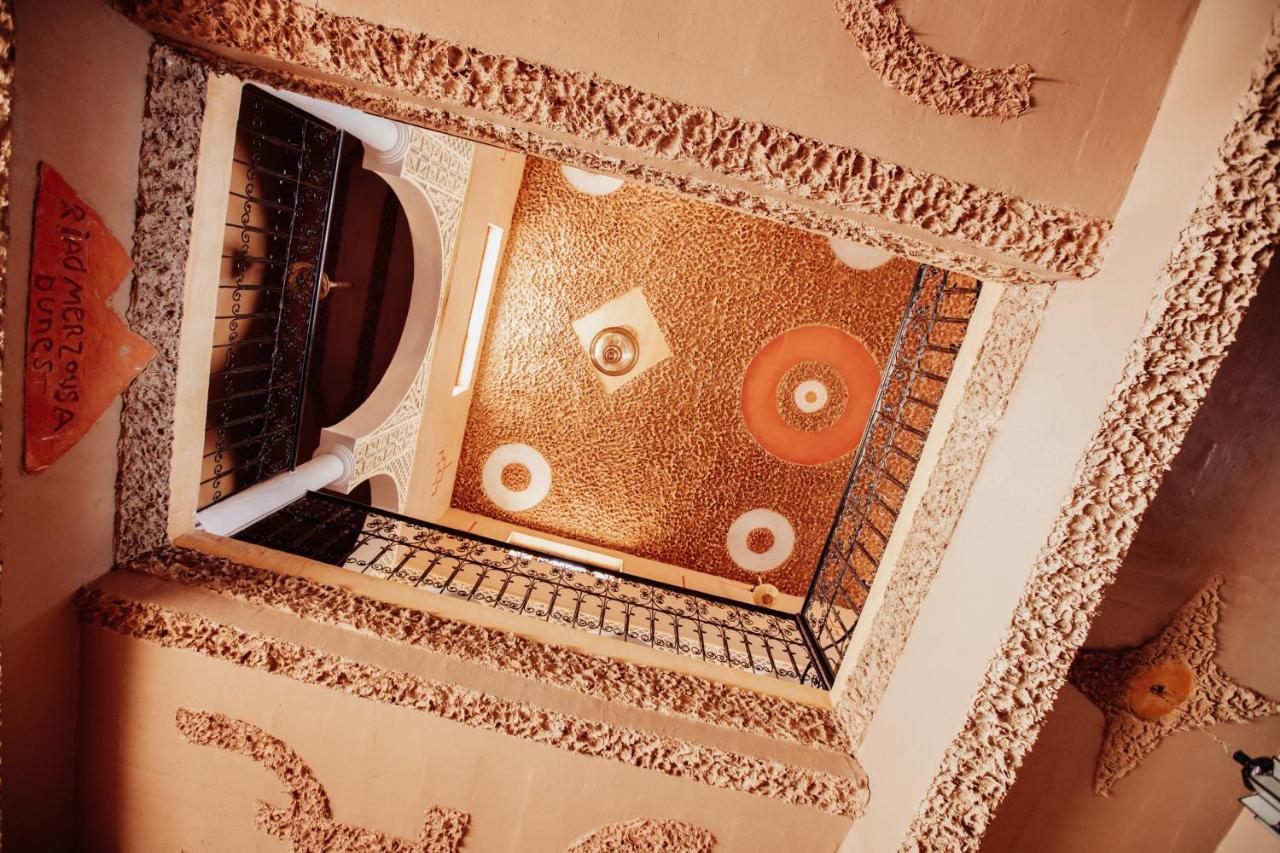 Riad Merzouga Dunes Esterno foto
